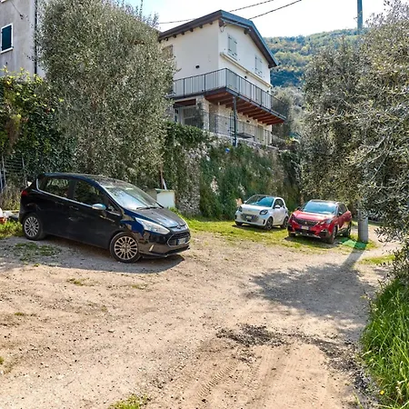 Casa Iris 브렌조네 술 가르다