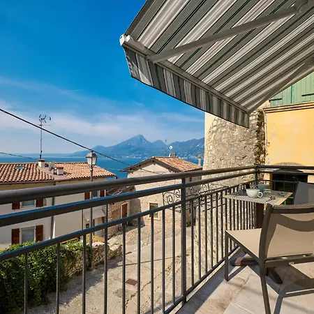 Casa Iris Daire Brenzone sul Garda